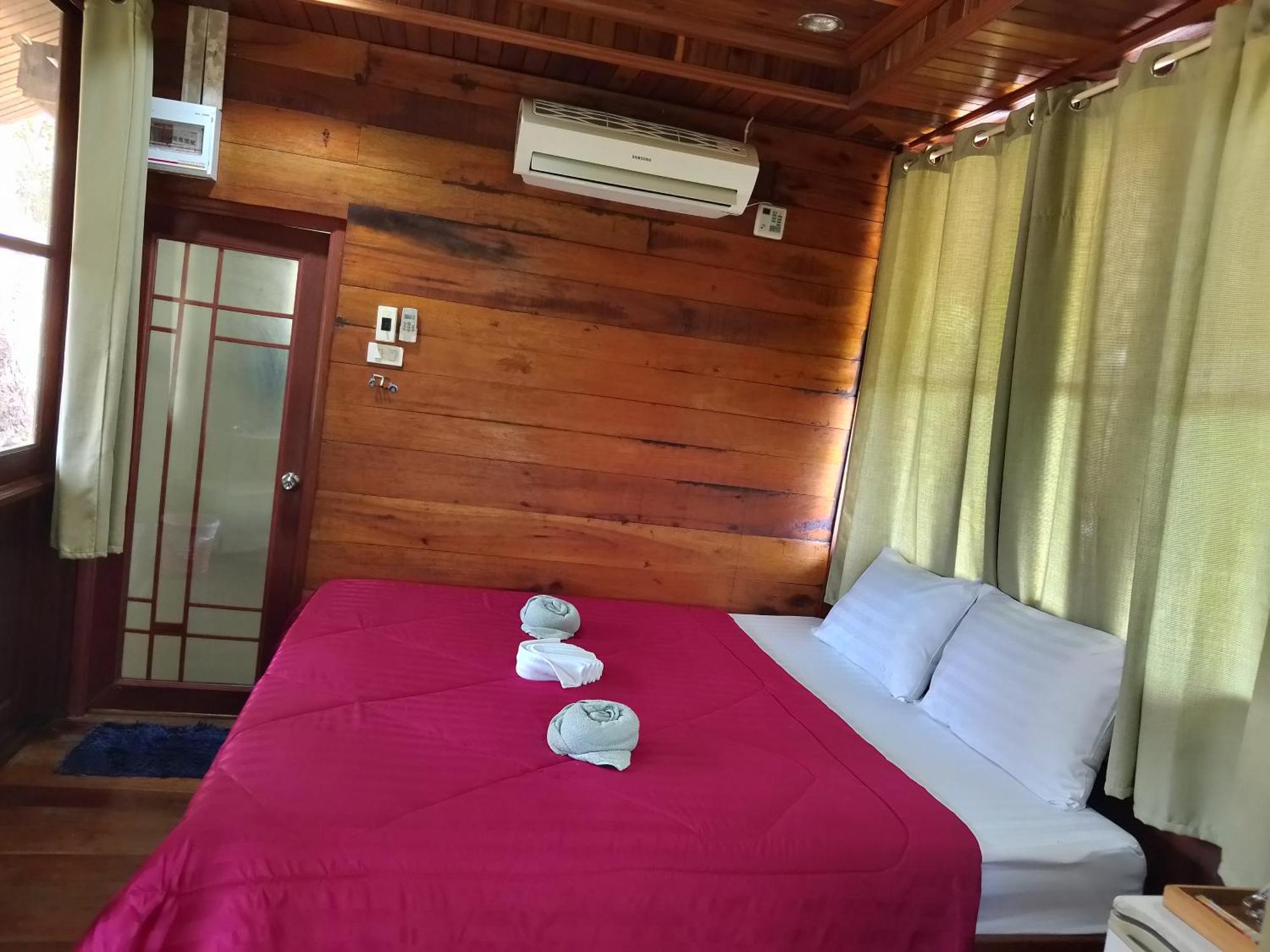 ภูริรักษ์ Séjour chez l'habitant Ban Pha Saeng Lang